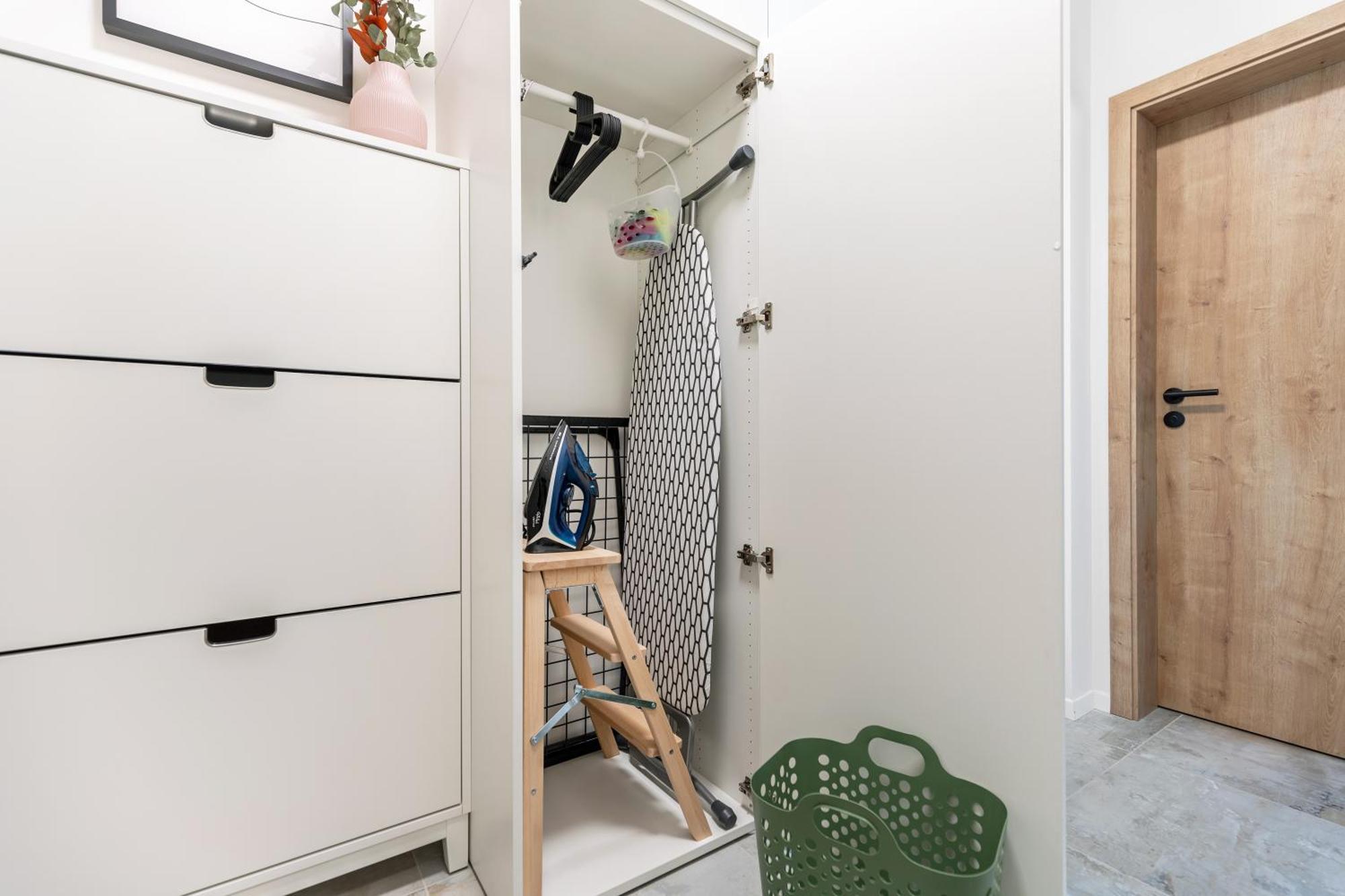 Fully Equipped Apartments With Terraces, Free Garage Parking, Netflix & Ac - By Apartmany Slapanice Cz Dış mekan fotoğraf